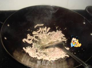 鱼香肉丝的做法步骤：2