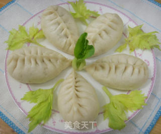 香菇猪肉柳叶包的做法步骤：2