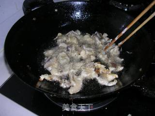 炸蘑菇的做法步骤：2