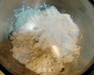 红果酥皮卷儿的做法步骤：2