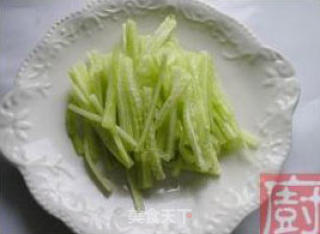 凉拌鸡丝的做法步骤：2