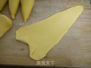 金牛角馒头的做法步骤：2