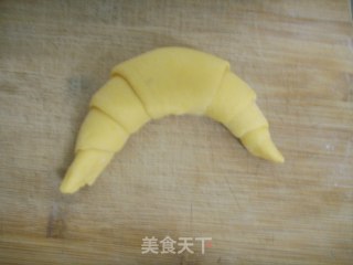 金牛角馒头的做法步骤：2