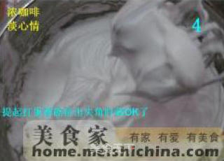 蓝莓蛋糕卷的做法步骤：2