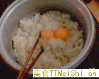 糯米腊肉丸子的做法步骤：2