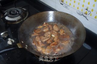糖醋排骨的做法步骤：2