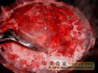 自制草莓酱的做法步骤：2