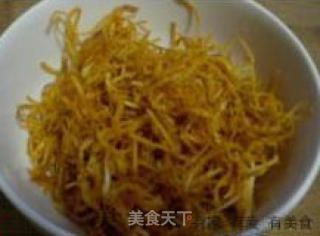 金丝缠虾球的做法步骤：2