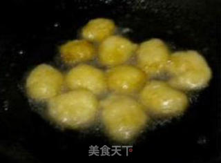 金丝缠虾球的做法步骤：2