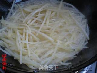 麻辣土豆丝的做法步骤：2