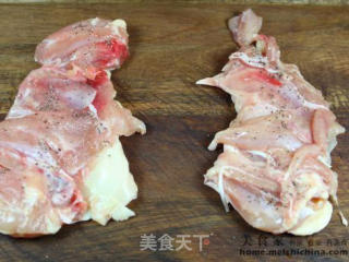 香烤乳酪鸡焗饭的做法步骤：2
