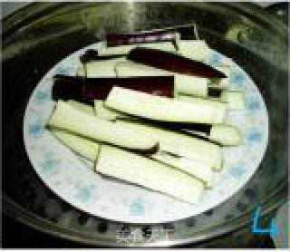 三味茄子的做法步骤：2