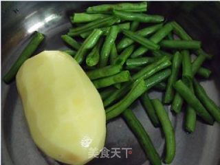 土豆焖豆角的做法步骤：5