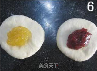 果酱小餐包的做法步骤：2