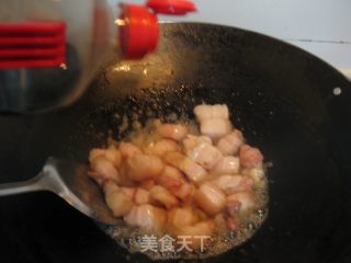 蜜汁红烧肉的做法步骤：2