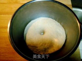 地中海脆皮比萨的做法步骤：2