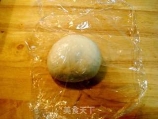 地中海脆皮比萨的做法步骤：2