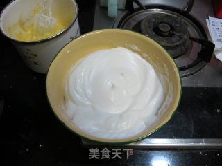 紫薯酸奶戚风蛋糕的做法步骤：2