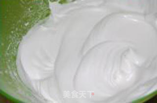 紫薯戚风蛋糕的做法步骤：2