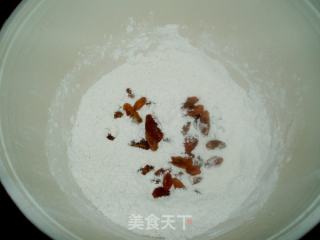 香蕉红糖小蛋糕的做法步骤：2
