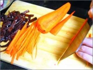 木须肉的做法步骤：2