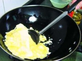 木须肉的做法步骤：2