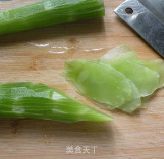 凉拌莴笋的做法步骤：2