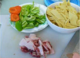 尖椒干豆腐的做法步骤：3