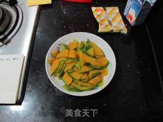 南瓜辫子土司的做法步骤：2