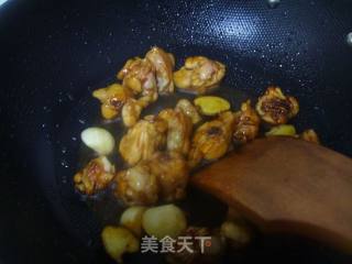 土豆烧鸡翅的做法步骤：2