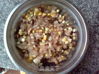 玉米冬菇饺子的做法步骤：3