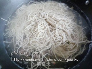 一碗家常面的做法步骤：2