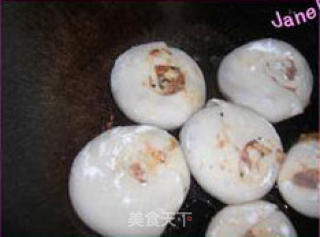 孜然牛肉煎饼的做法步骤：2