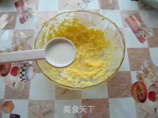 蔓越莓麦芬蛋糕的做法步骤：4