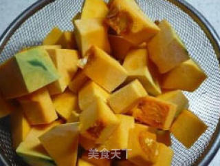 鹿尾菜烧南瓜的做法步骤：2