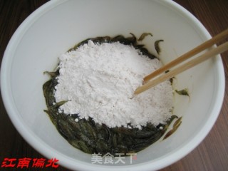 酥炸小虾米的做法步骤：2