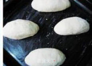 芝士肉松面包的做法步骤：2