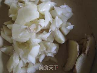 葱香鸭血的做法步骤：2