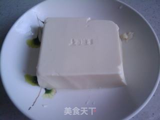 九肚鱼烧豆腐的做法步骤：2