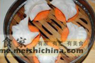 水晶虾饺的做法步骤：2