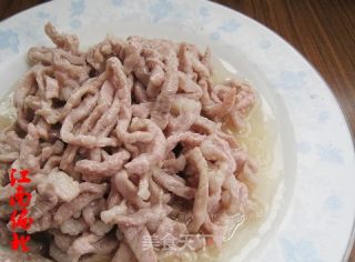 青椒肉丝的做法步骤：3