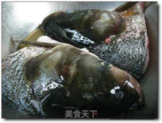 飘香鱼头的做法步骤：2