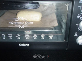 草莓酸奶发酵面包的做法步骤：2