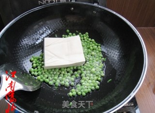 小炒豆腐的做法步骤：2