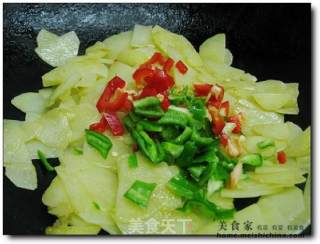 干煸土豆片的做法步骤：2