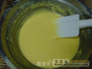 戚风杯仔小蛋糕的做法步骤：2