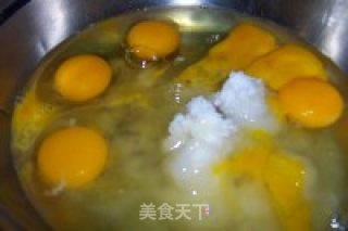 蜂蜜海绵蛋糕的做法步骤：2