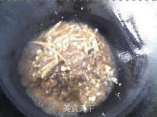 醋烹鲫鱼的做法步骤：2