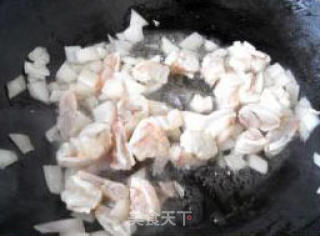 菠萝桃花虾的做法步骤：2