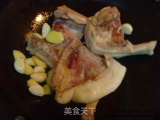 芋头焖鸭的做法步骤：2